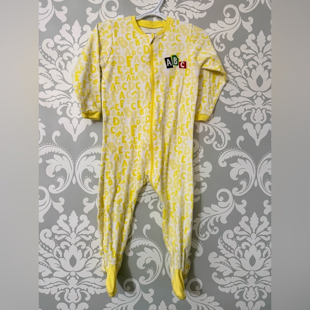 10/$25 • Tuffy ABC Cotton Zip‎ Footed Sleeper